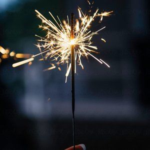 Meet your Posher, Val